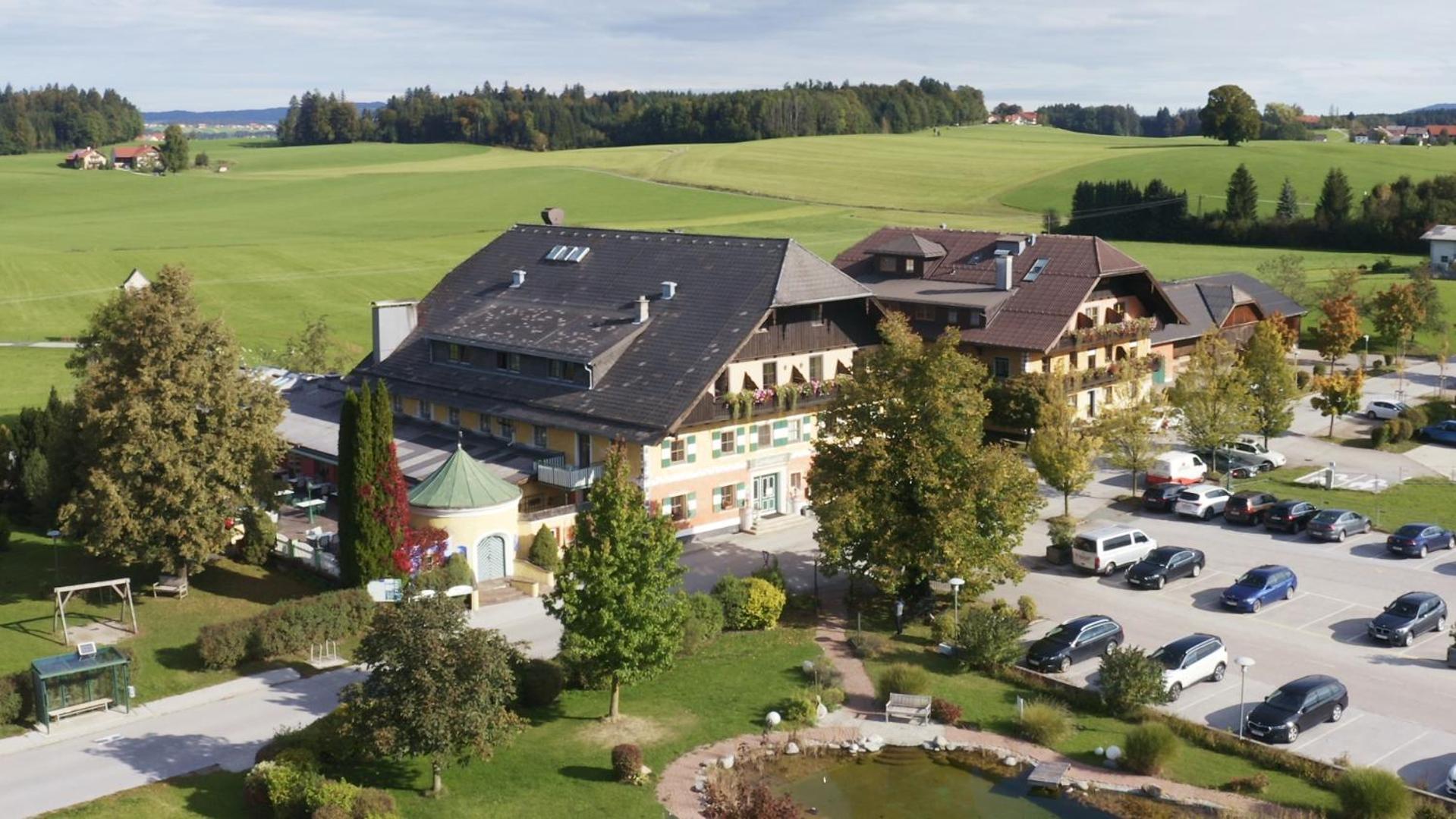 Hotel Gastagwirt Eugendorf Exterior foto